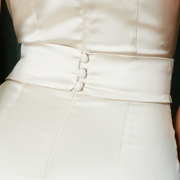 Holiday Front Plunge Satin dress - Picture 8 of 14